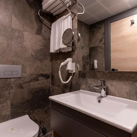 Irenic Hotel