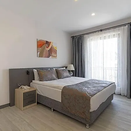 Hotel Irenic