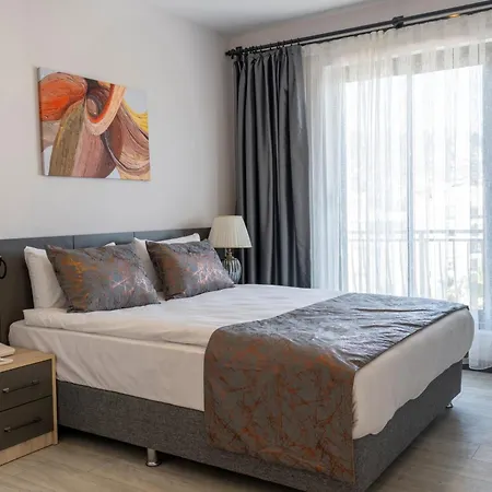 Irenic Отель 4*